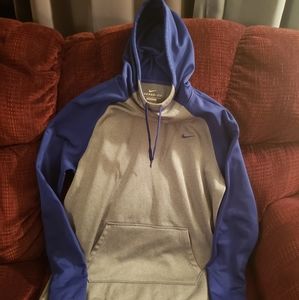 Women's large Nike hoodie